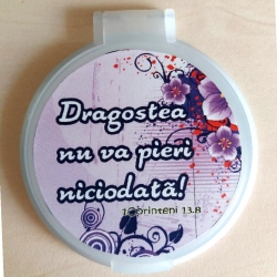 Oglinda simpla poseta, Dragostea nu va pieri niciodata!